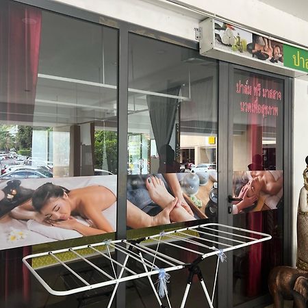Private Modern Apartments By Patong Vacation Rentals Located In The Heart Of Patong, Walking Distance To The Beach, Kitchen, Private Bathroom, Seating Area, 65" Smart Tv With Free Wifi Экстерьер фото